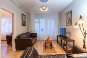 Central and Cozy Flat near the Bosphorus Shore in the Heart of Uskudar